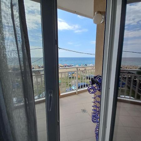 فيلا "Breeze" Front To The Sea - Hakidiki فلوغيتا المظهر الخارجي الصورة